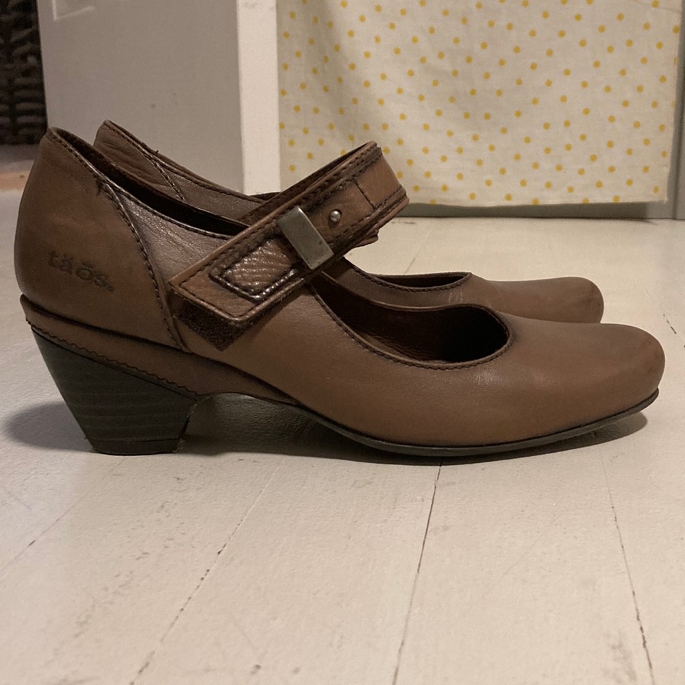 Taos Mary Jane Shoes